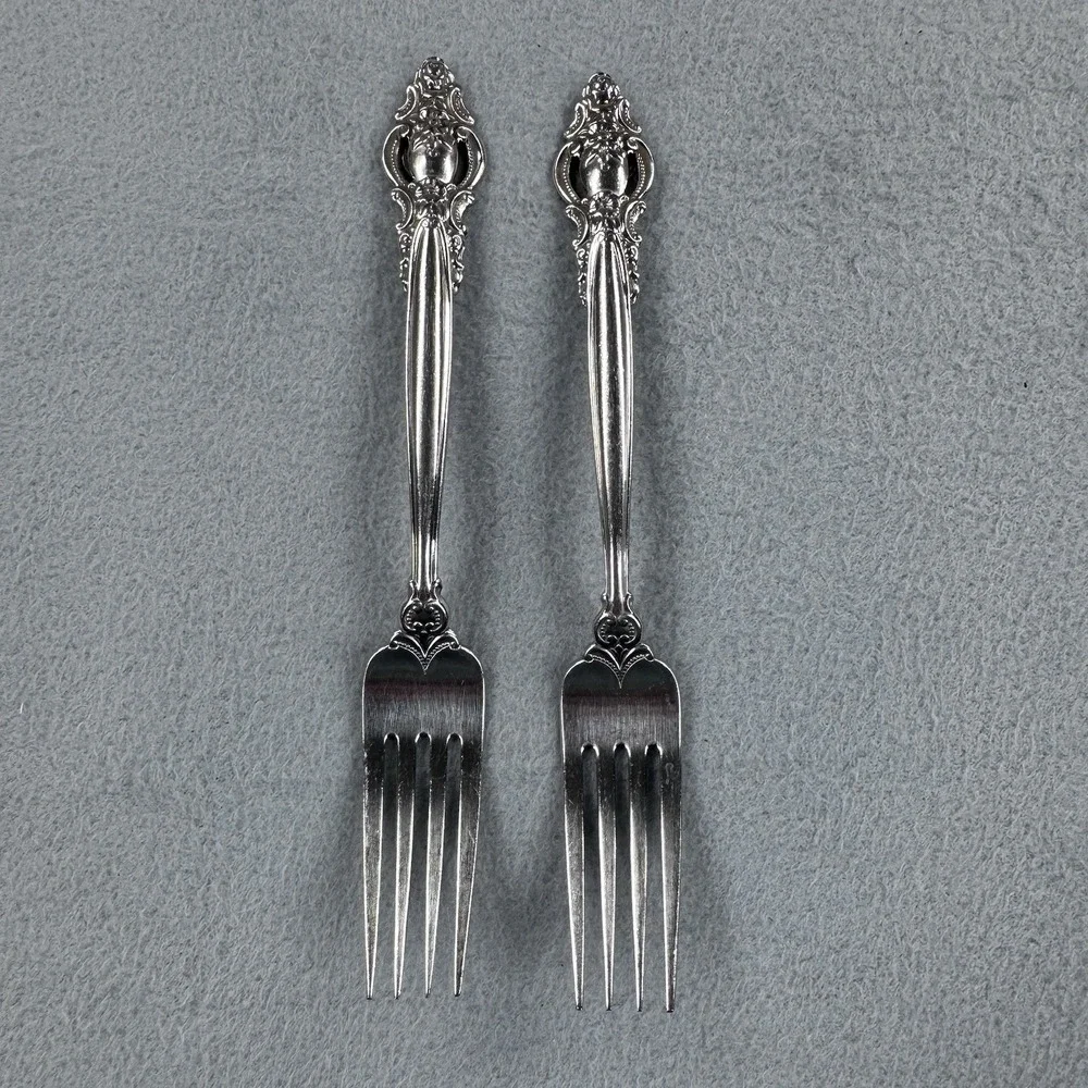International Silver Lyon Frontenac Stainless Set of 2 Dinner Forks. Fine Dining
